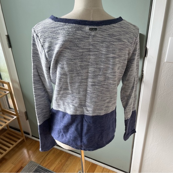 Columbia top - Picture 3 of 4